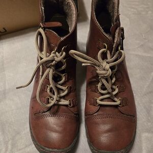 JBU Women's Lace Up Boots - Brown